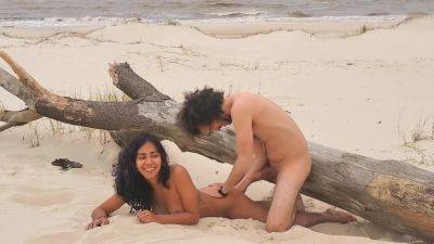 Me Cojo A Una Nativa En Playa Paradisiaca - desi-porntube.com - India